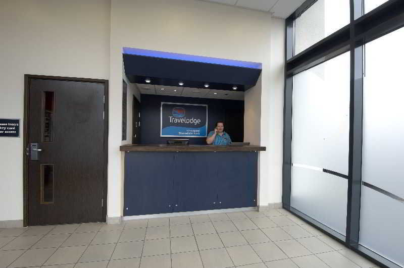 Travelodge Liverpool Stonedale Park Buitenkant foto