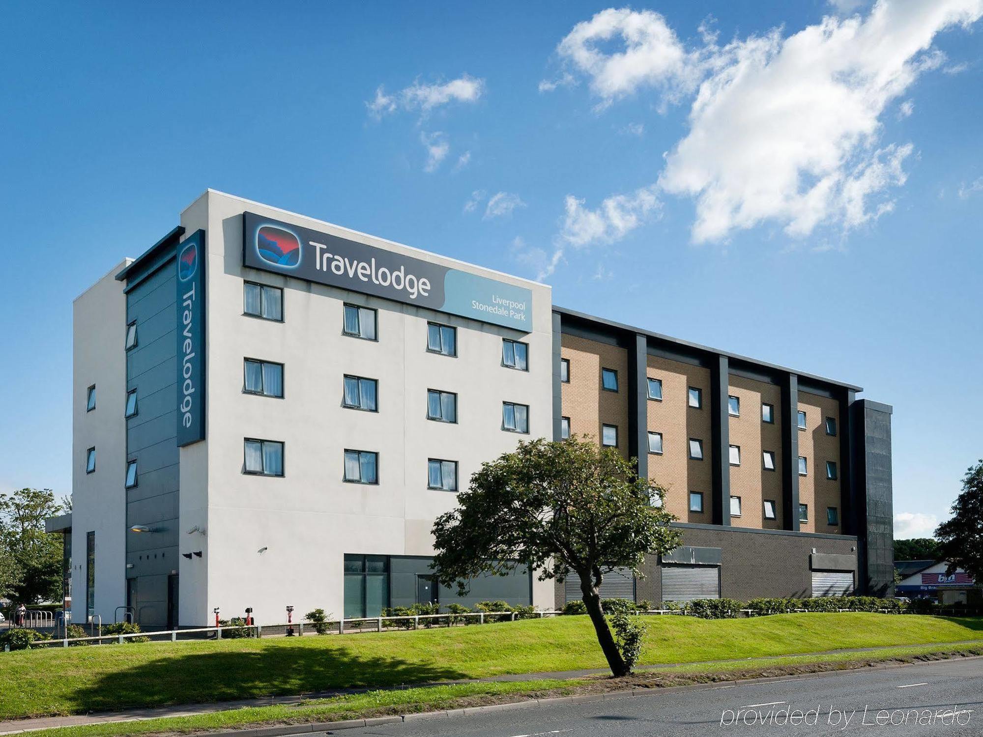 Travelodge Liverpool Stonedale Park Buitenkant foto
