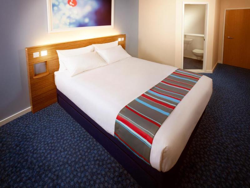 Travelodge Liverpool Stonedale Park Buitenkant foto