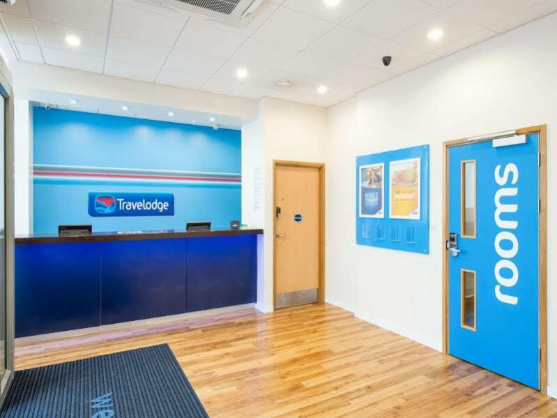 Travelodge Liverpool Stonedale Park Buitenkant foto